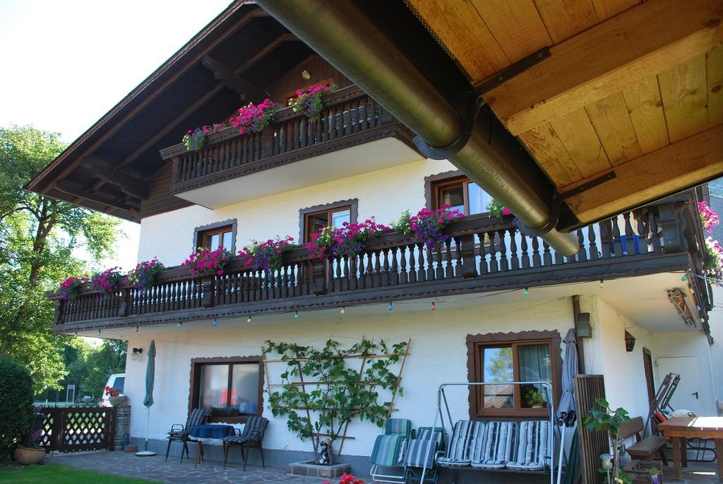 Gaestehaus Riki Oberschmid ชไตน์บาค อัม อัทเทอร์เซ ห้อง รูปภาพ
